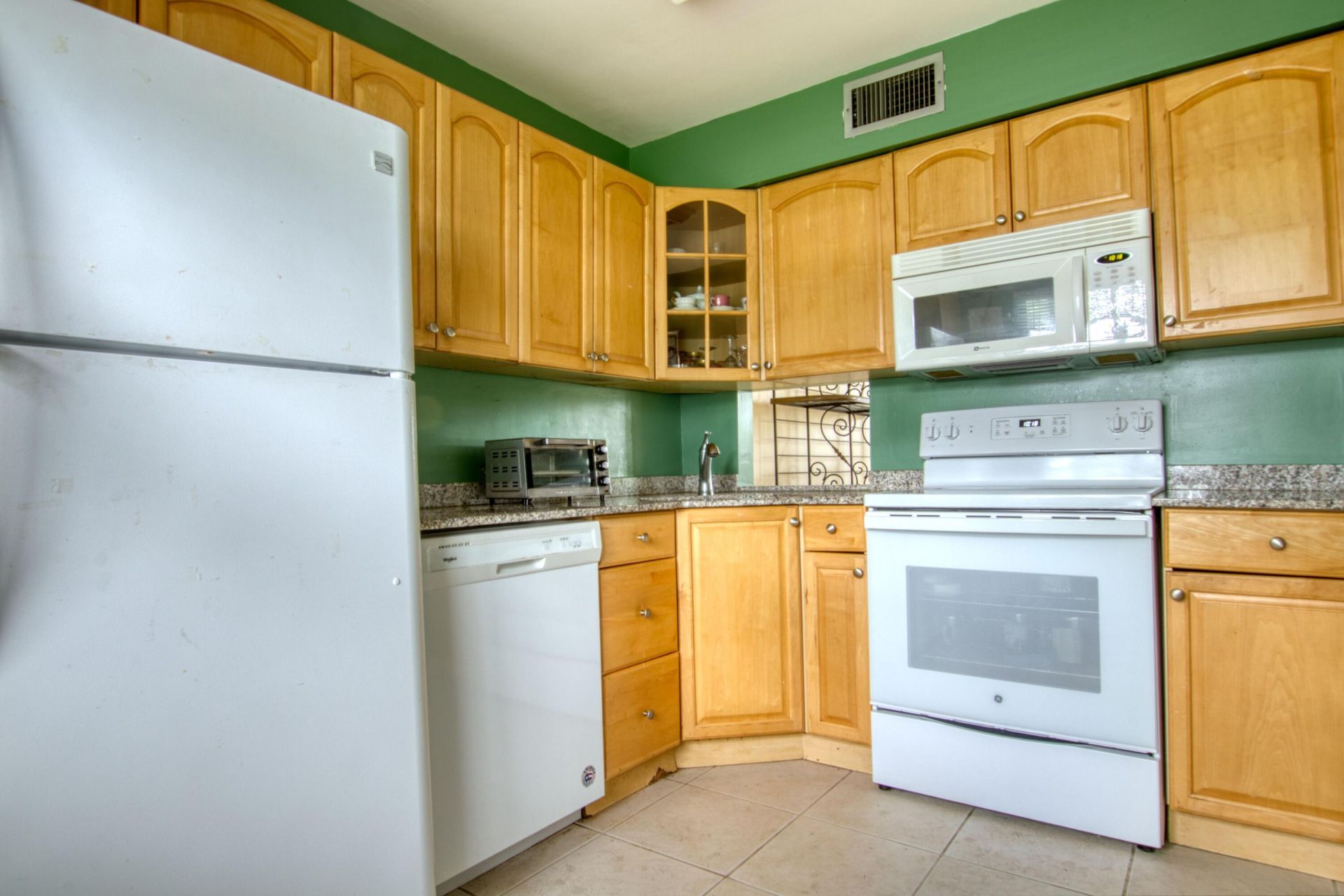 4260 D Este Court, Unit 102, Lake Worth, FL 33467 Photo
