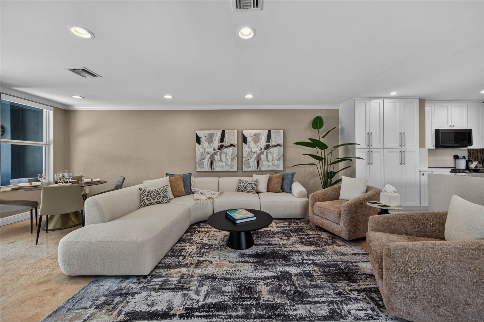 1215 NE 1st Street, Fort Lauderdale, FL 33301 Photo