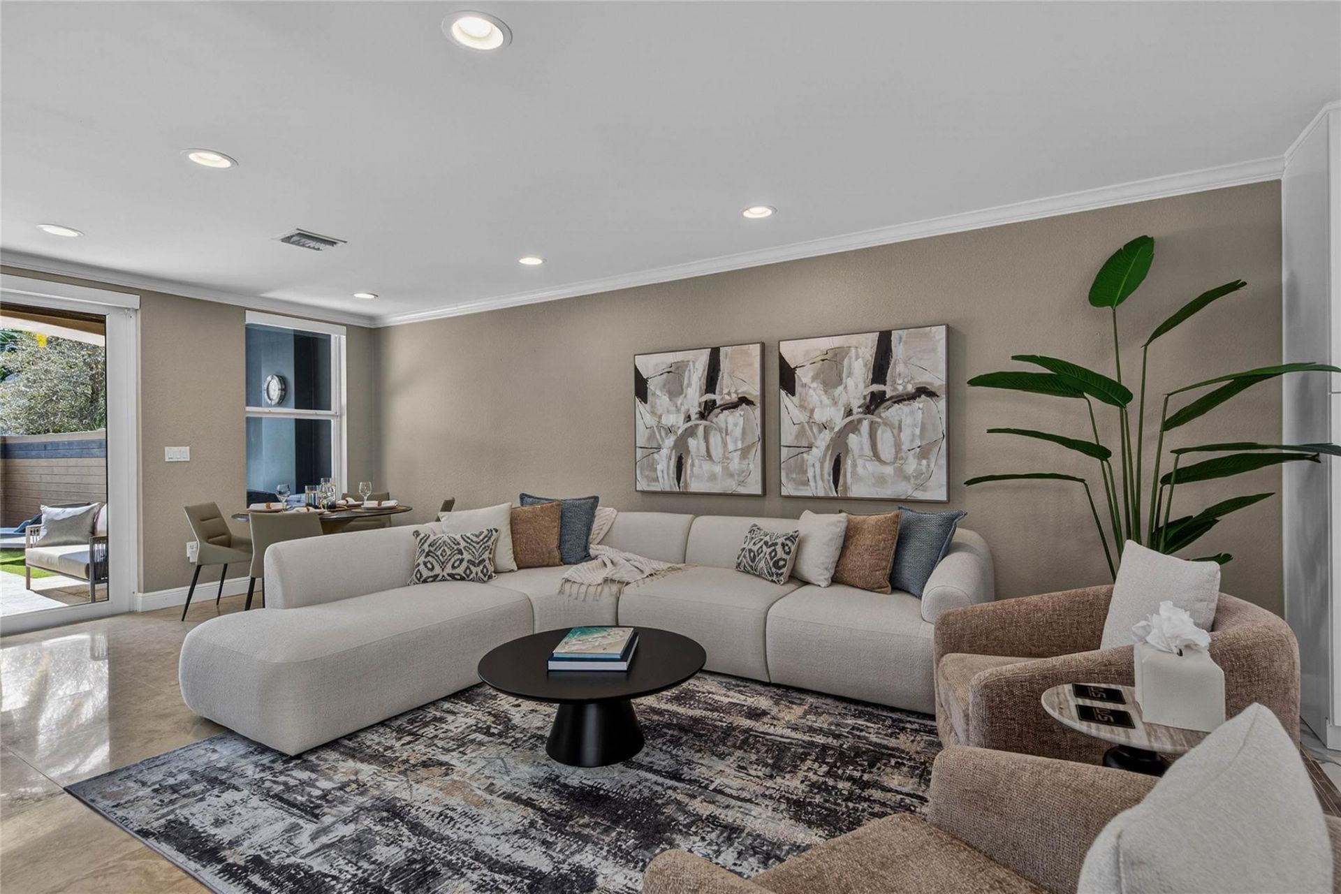 1215 NE 1st Street, Fort Lauderdale, FL 33301 Photo