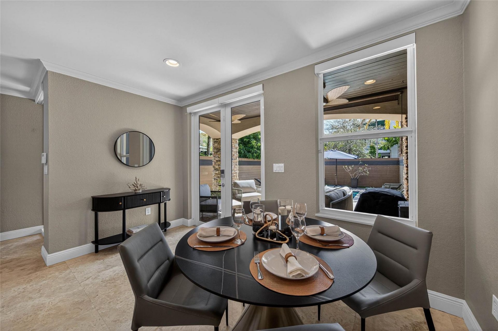 1215 NE 1st Street, Fort Lauderdale, FL 33301 Photo