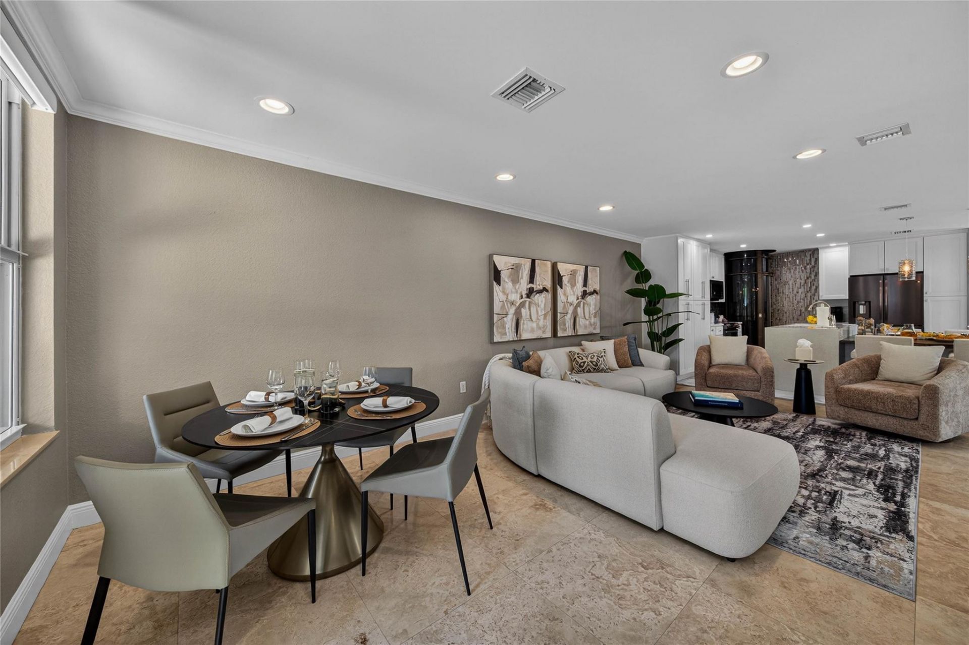 1215 NE 1st Street, Fort Lauderdale, FL 33301 Photo