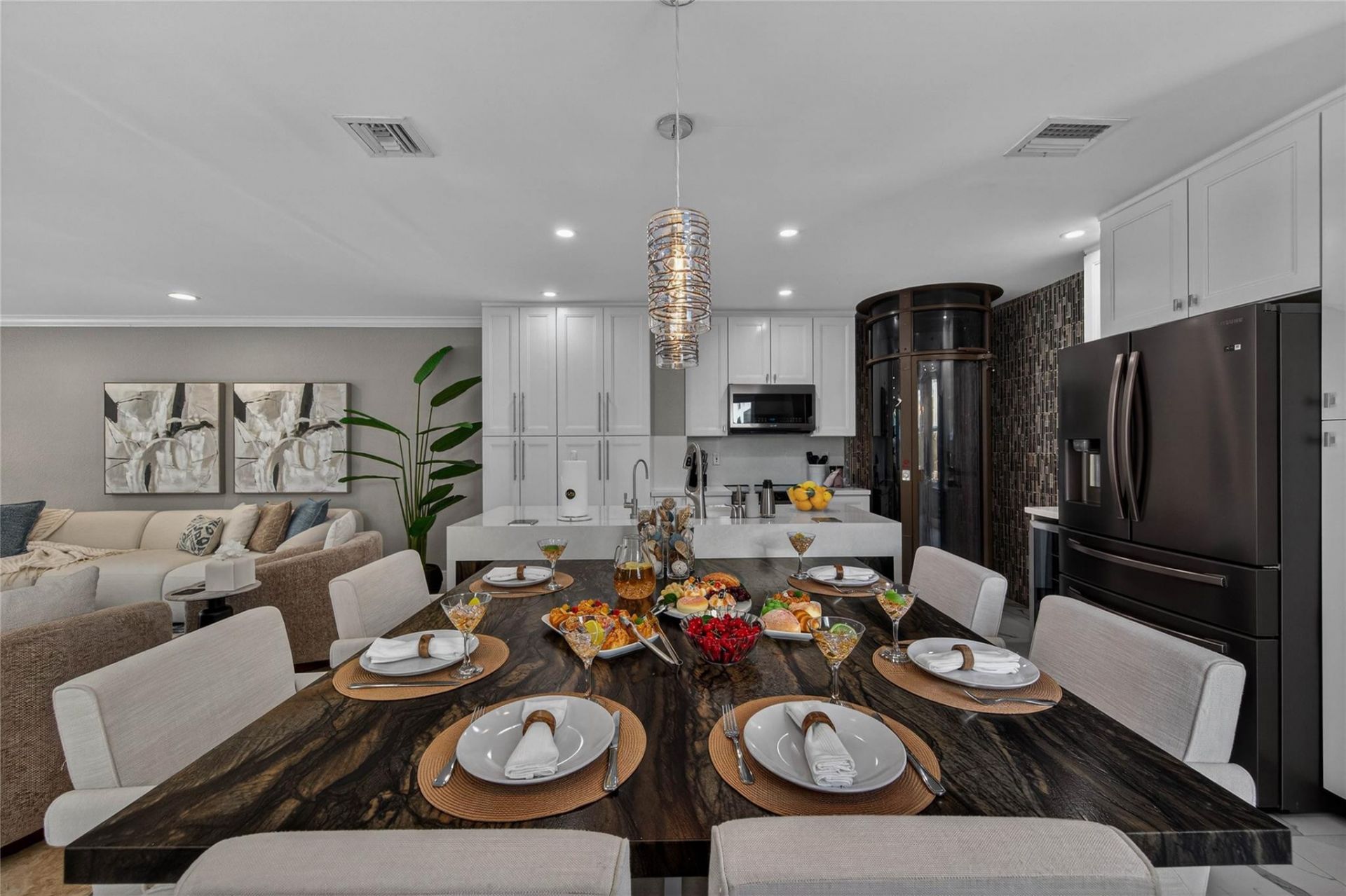 1215 NE 1st Street, Fort Lauderdale, FL 33301 Photo