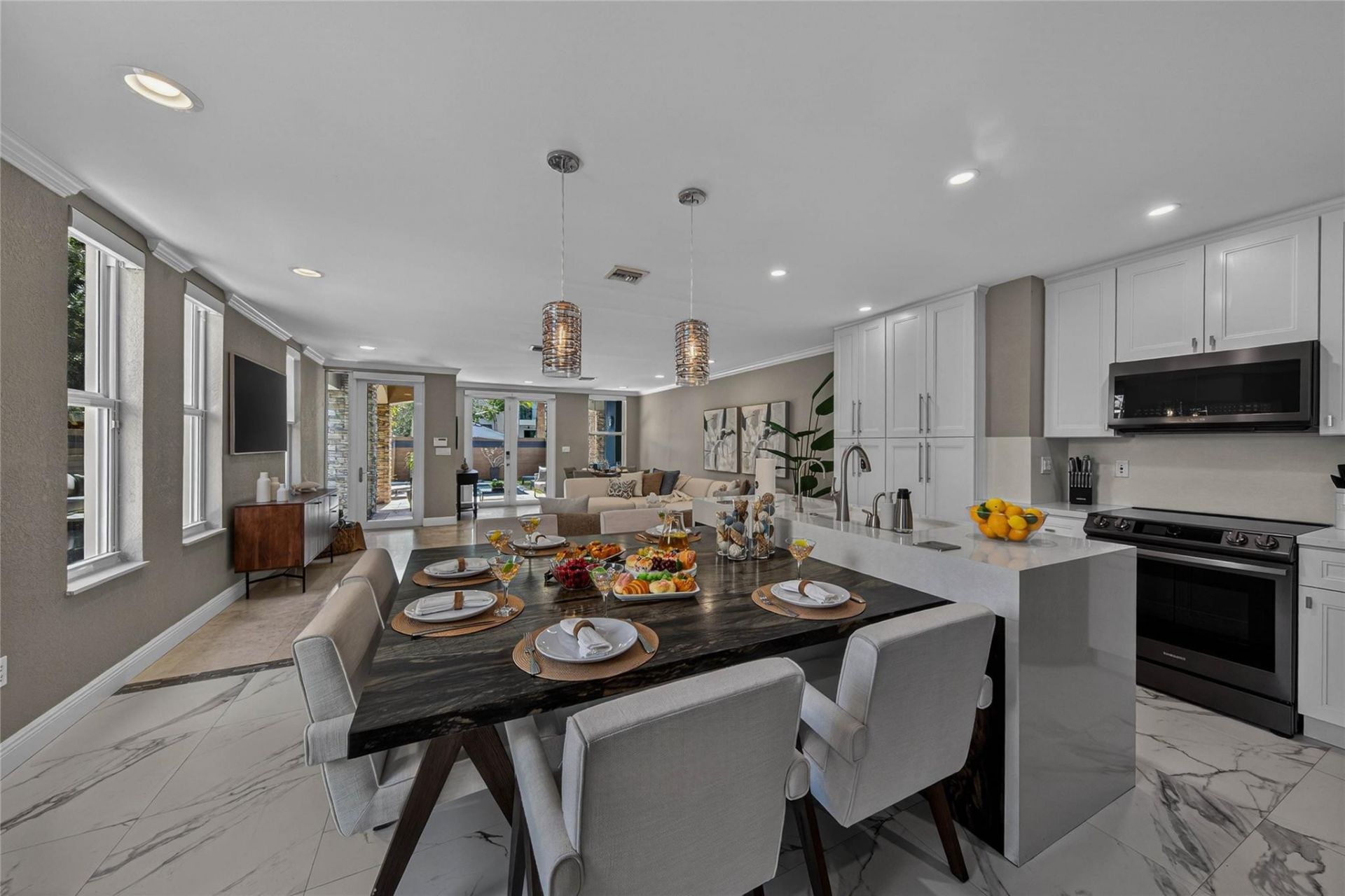 1215 NE 1st Street, Fort Lauderdale, FL 33301 Photo