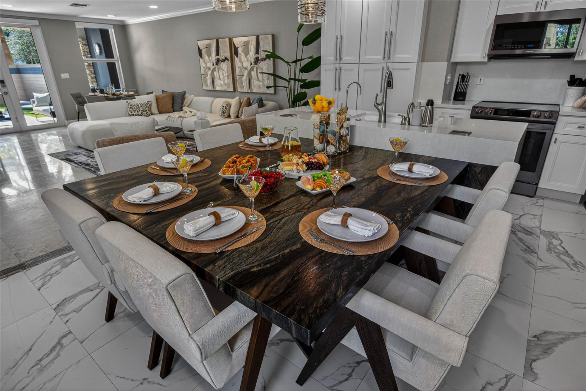 1215 NE 1st Street, Fort Lauderdale, FL 33301 Photo