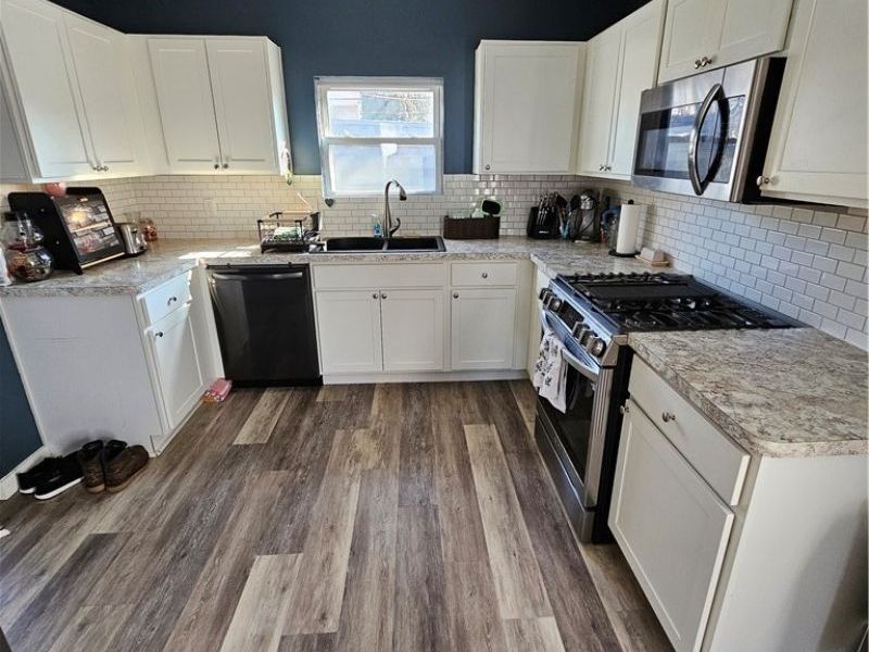 671 Moreley Avenue, Akron, OH 44320 Photo 2