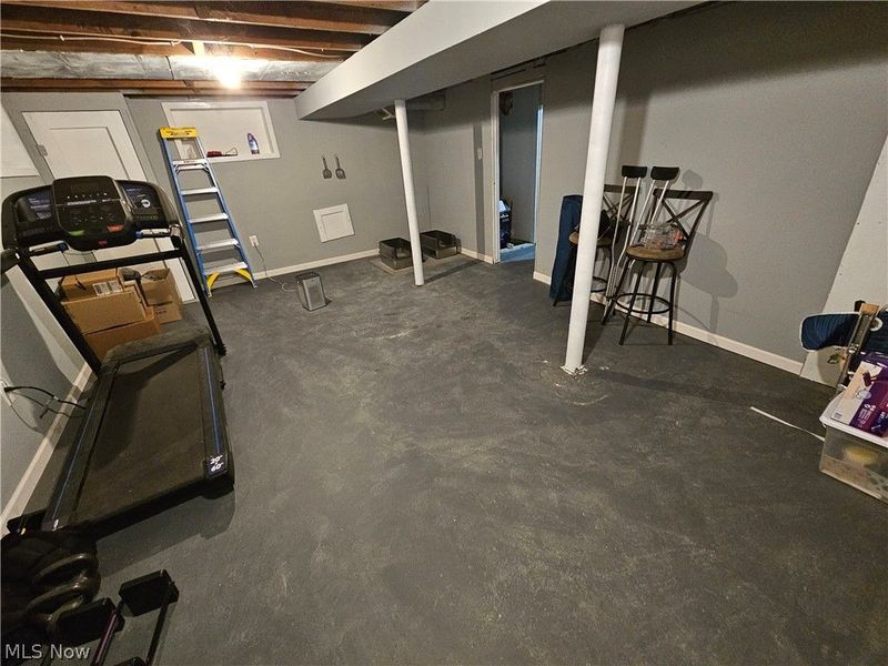 671 Moreley Avenue, Akron, OH 44320 Photo 32