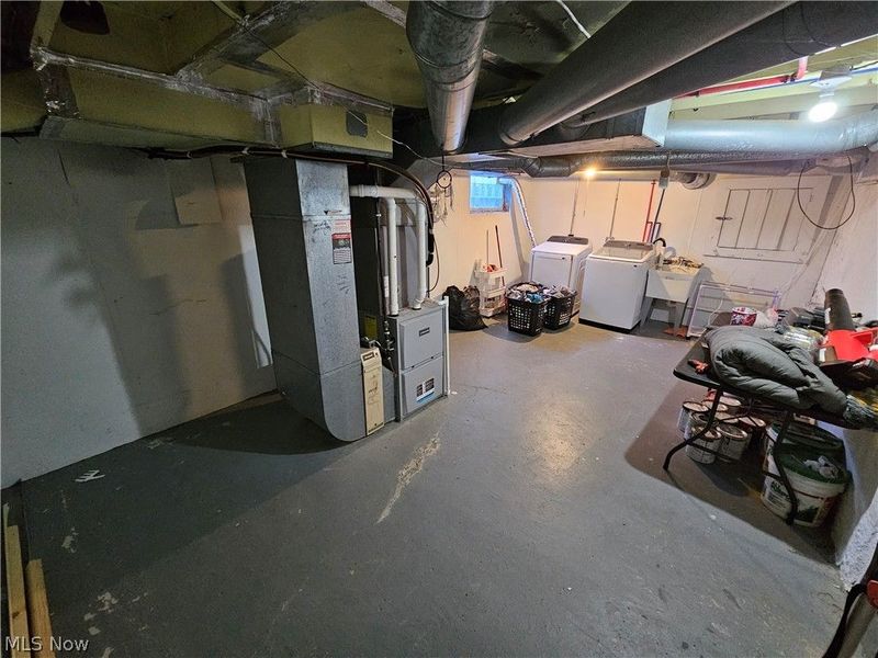 671 Moreley Avenue, Akron, OH 44320 Photo 33