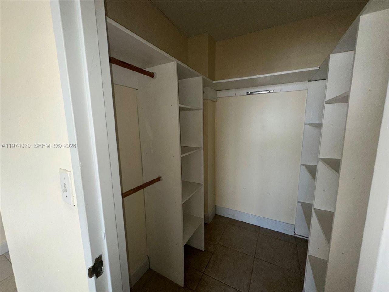 3180 S Ocean Dr, Unit 1518, Hallandale Beach, FL 33009 Photo