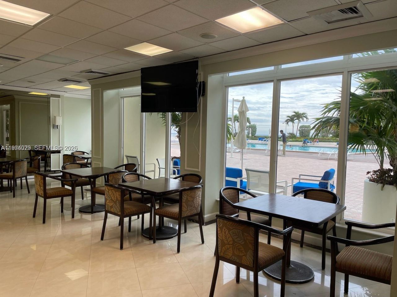 3180 S Ocean Dr, Unit 1518, Hallandale Beach, FL 33009 Photo