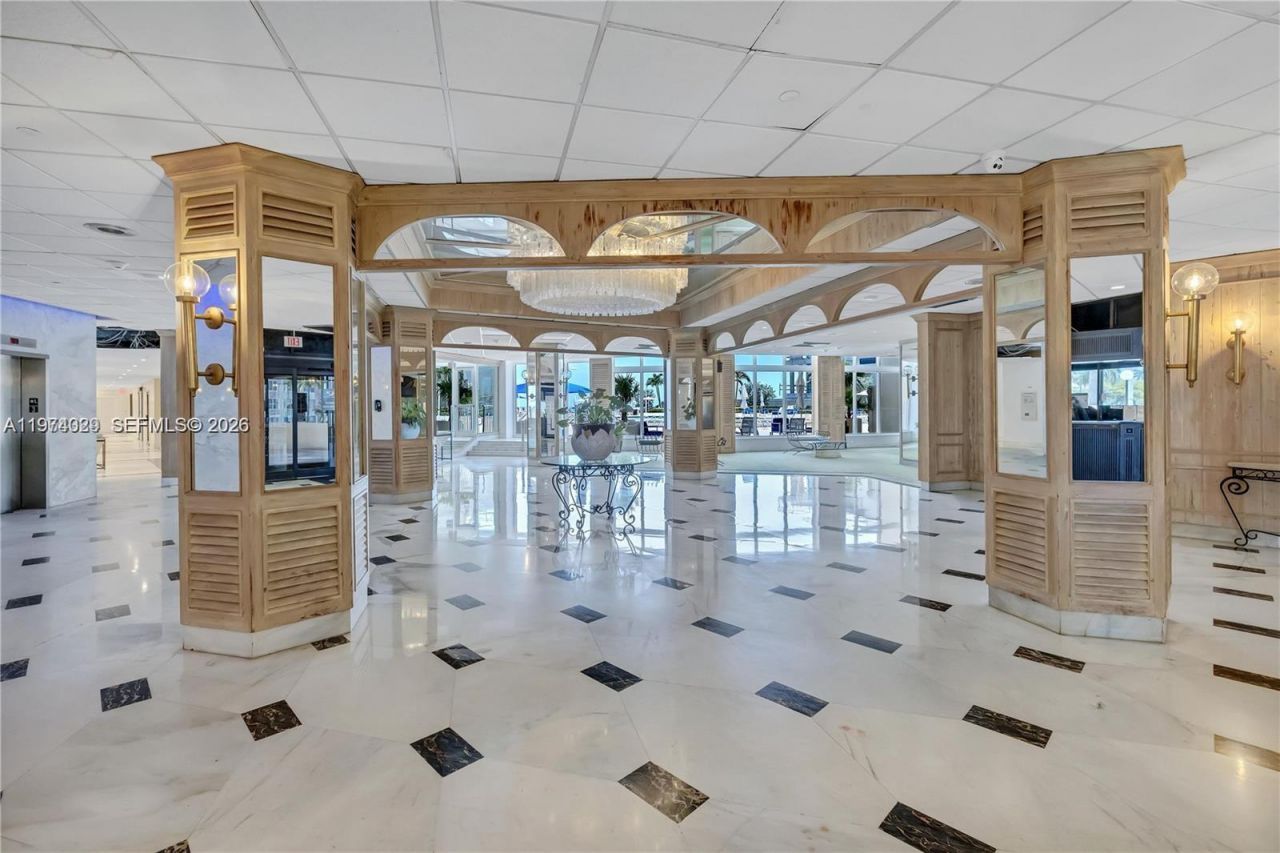 3180 S Ocean Dr, Unit 1518, Hallandale Beach, FL 33009 Photo