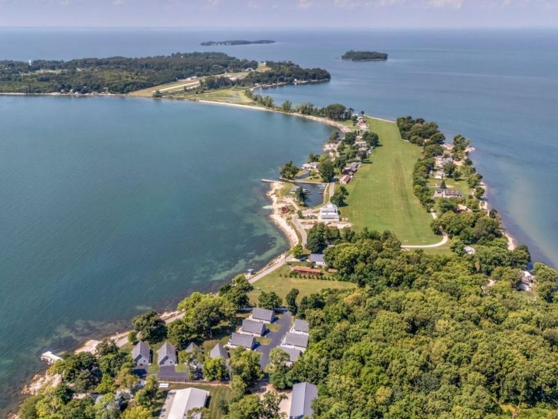 23 N Shore, Middle Bass Island, OH 43446 Photo 21