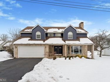 527 E RAVINE STREET, LANGHORNE, PA 19047