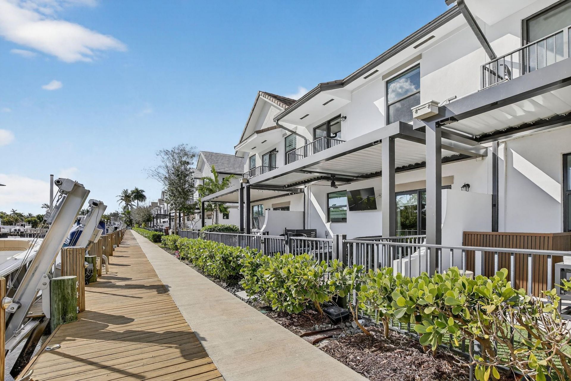 4458 E Aqua Bella Lane, Unit 4458, Fort Lauderdale, FL 33312 Photo