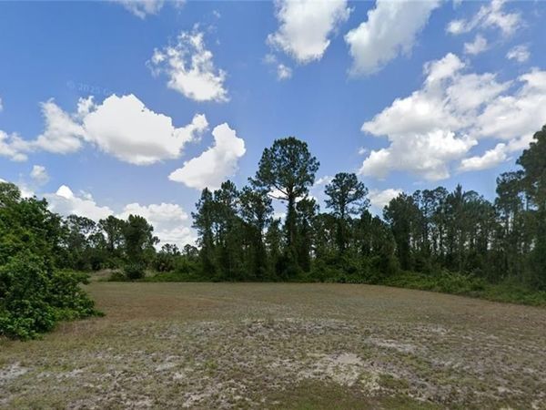 1907 Wells AVE , LEHIGH ACRES, FL 33972