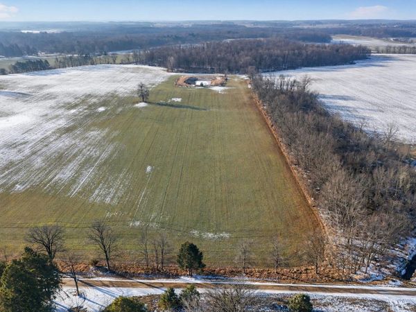 Chadwick Road E, Dewitt, MI 48820