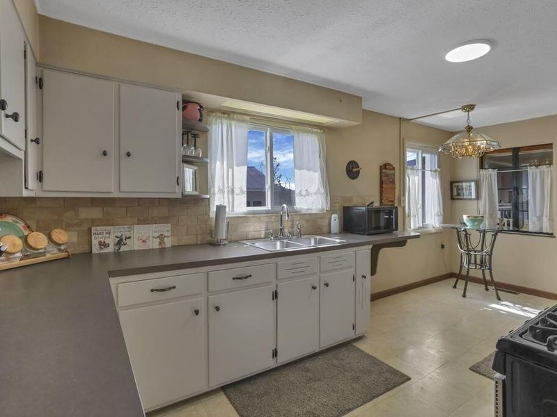 26039 State Route 180, Rockbridge, OH 43149 Photo 47