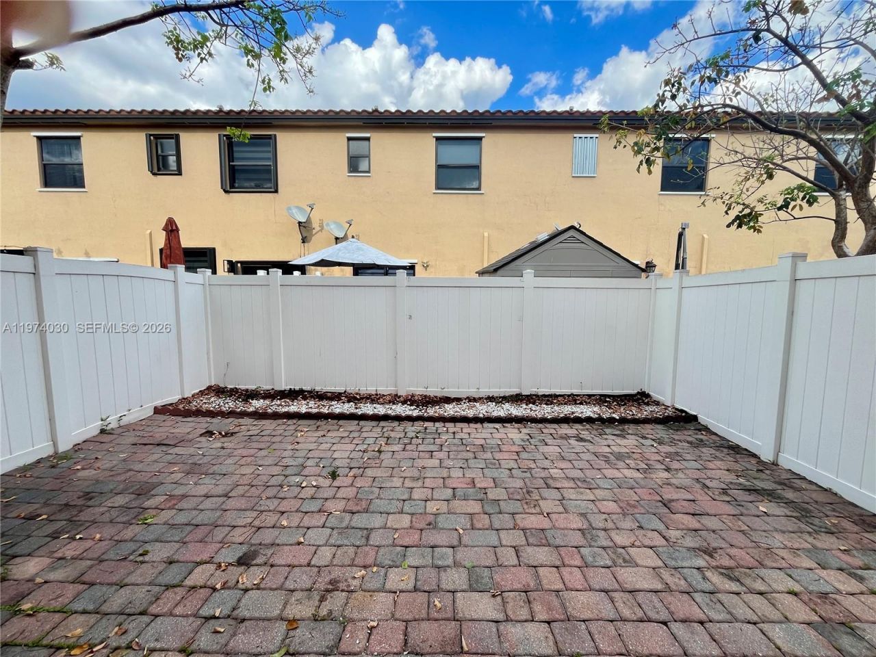 9271 W 33rd Ln, Hialeah, FL 33018 Photo