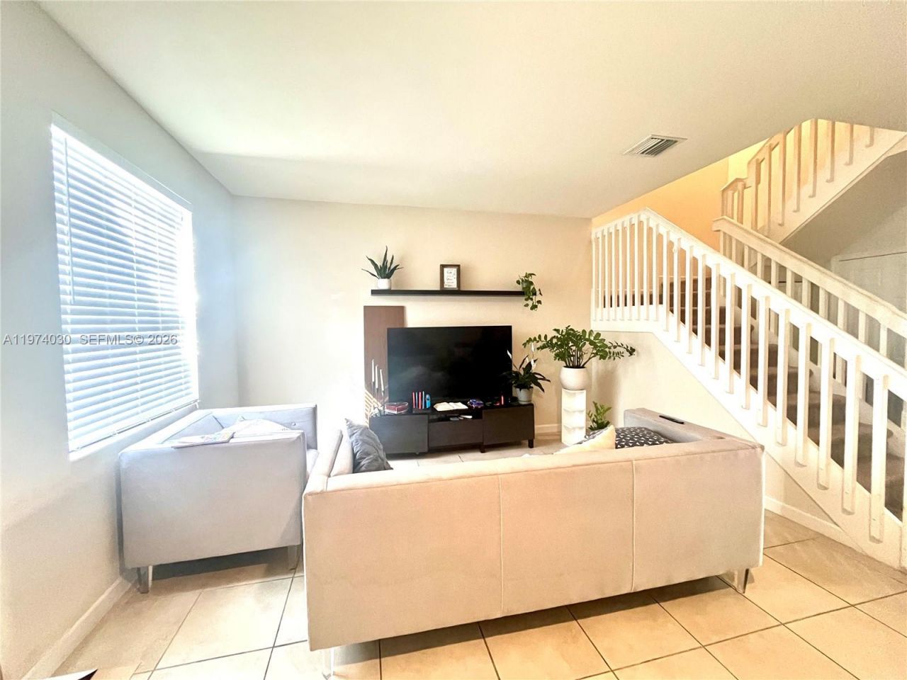 9271 W 33rd Ln , Hialeah, FL 33018 Photo