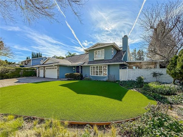 27014 Helmond Drive, Calabasas, CA 91301