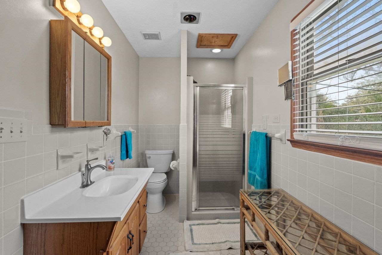 3111 First Ave. S  Photo 38