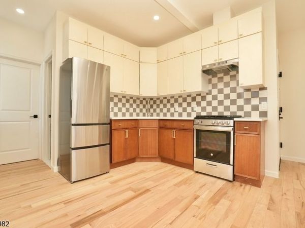 15 Palisade Ave Unit 7, Unit 7, Bogota, NJ 07603