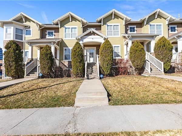 4450 Summit Street, Kansas City, MO 64111