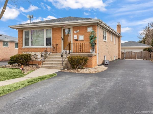 10839 Major Avenue , Chicago Ridge, IL 60415