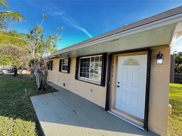 11852 SW 202nd St, Miami, FL 33177