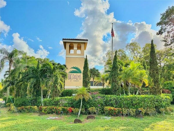 251 W Palm Cir W , Unit 302, Pembroke Pines, FL 33025