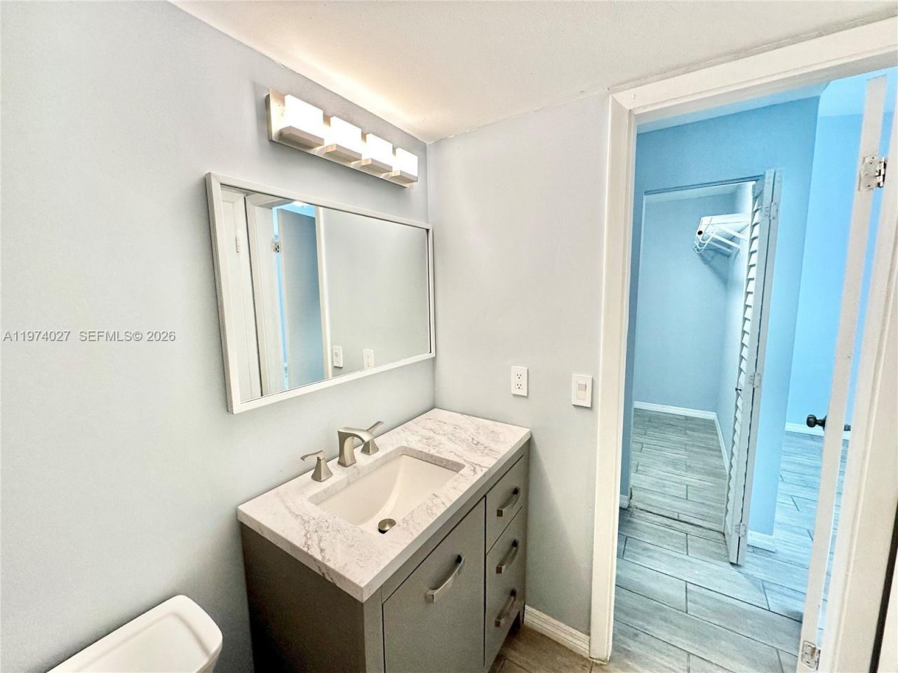 251 W Palm Cir W , Unit 302, Pembroke Pines, FL 33025 Photo