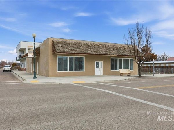 437 SW 3rd St., Fruitland, ID 83619