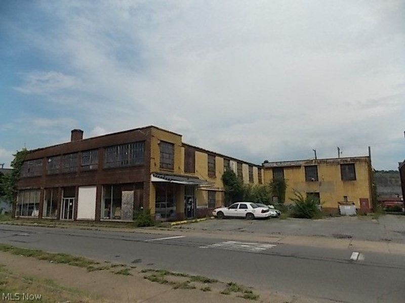 320 N 5th Street, Steubenville, OH 43952 Photo 1