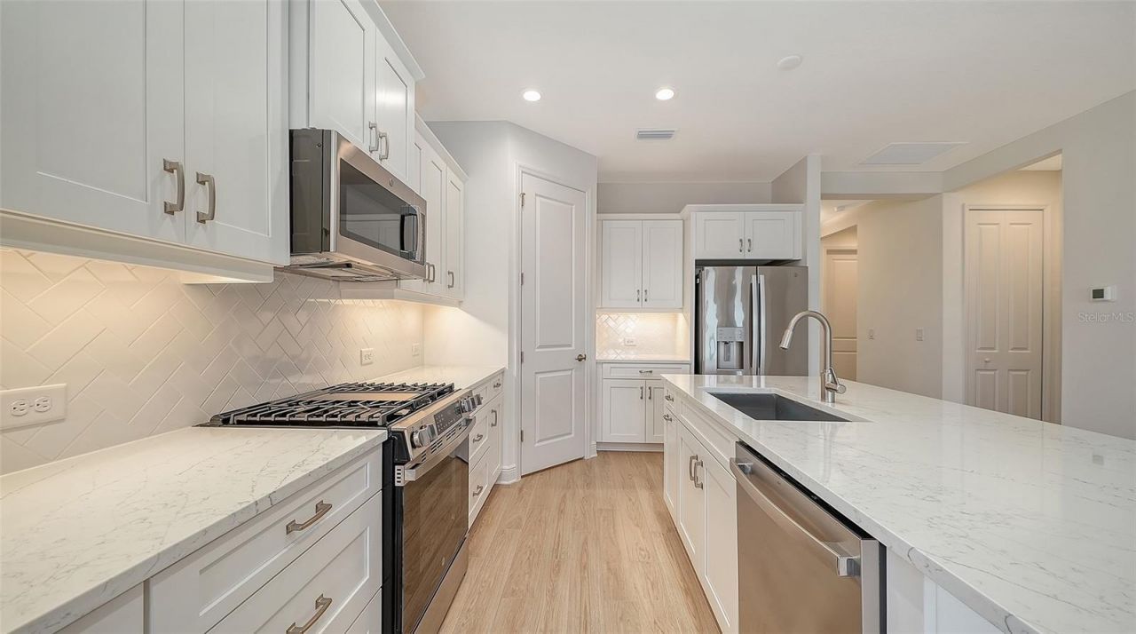 2114 Sylvester Palm Lane, Bradenton, FL 34212 Photo