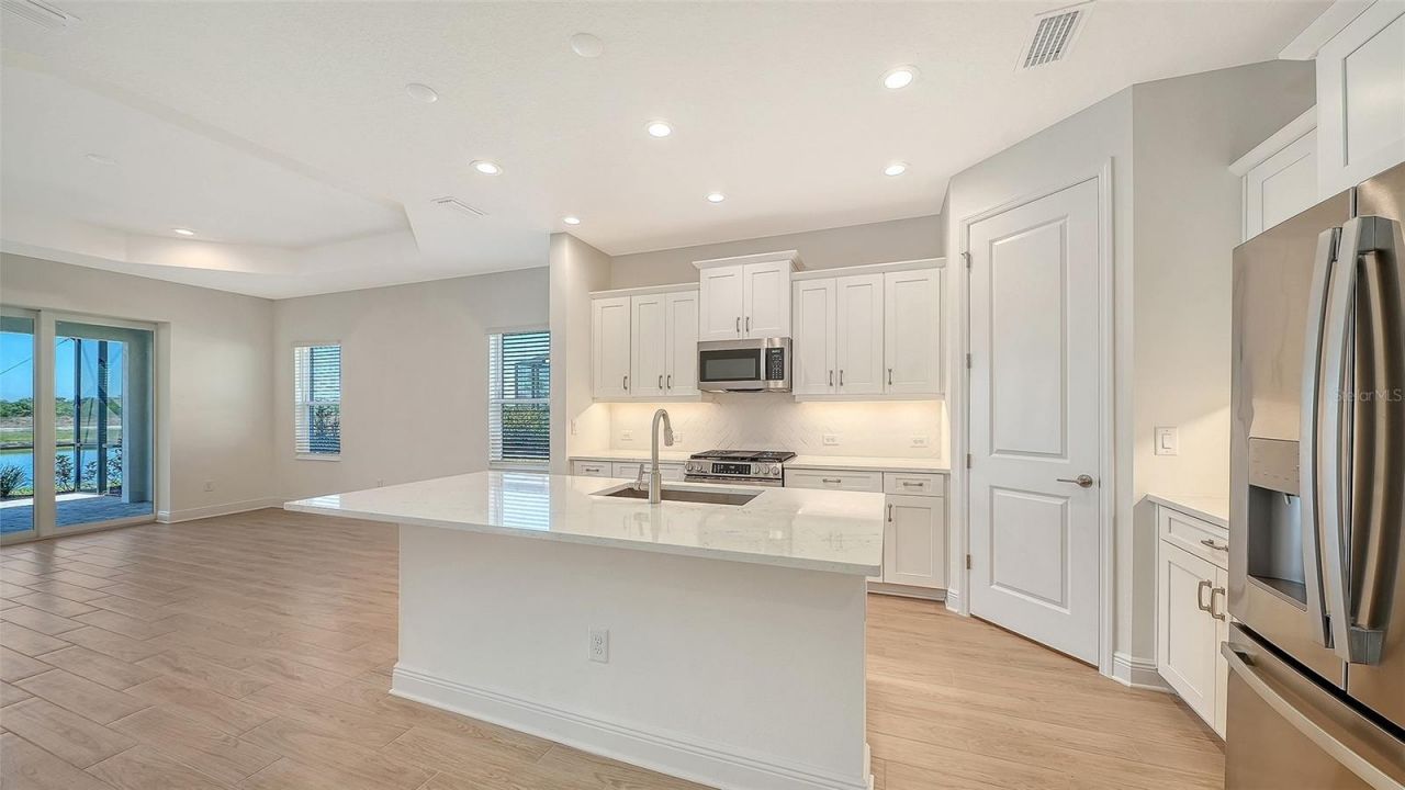 2114 Sylvester Palm Lane, Bradenton, FL 34212 Photo