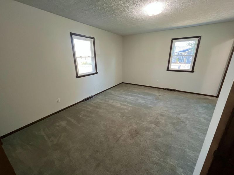 15 Dover Court SW, Reynoldsburg, OH 43068 Photo 28