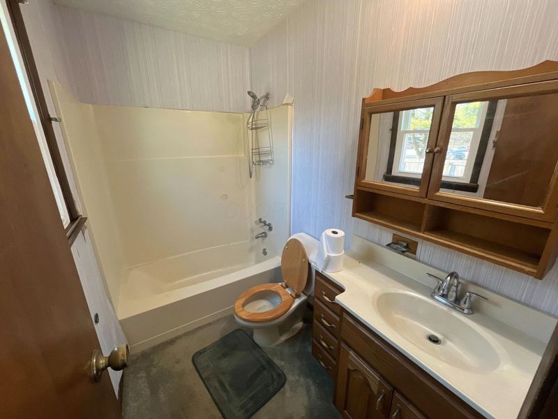 15 Dover Court SW, Reynoldsburg, OH 43068 Photo 31