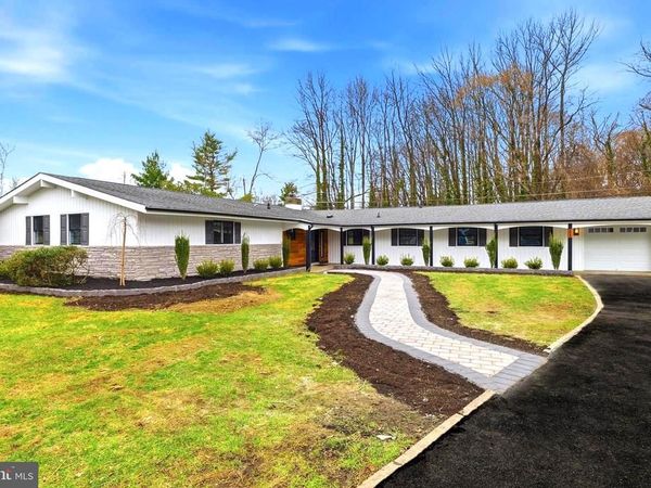 313 CHERRY HILL BOULEVARD, CHERRY HILL, NJ 08002