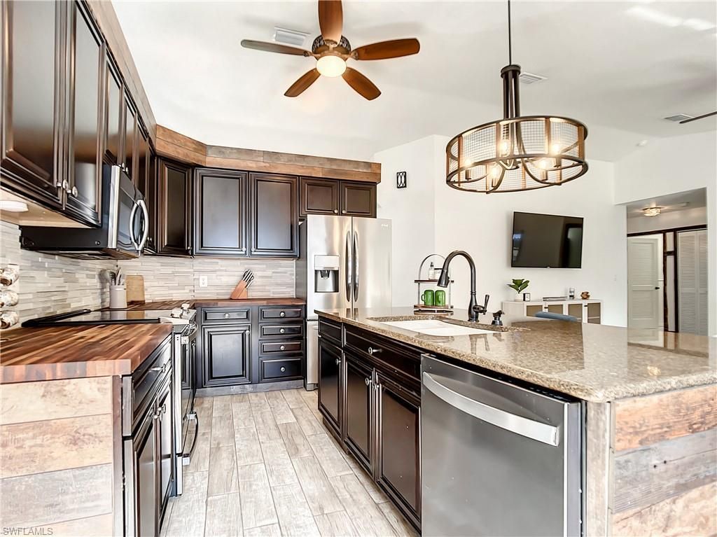 2511 6th St Nw, Naples, FL 34120 Photo
