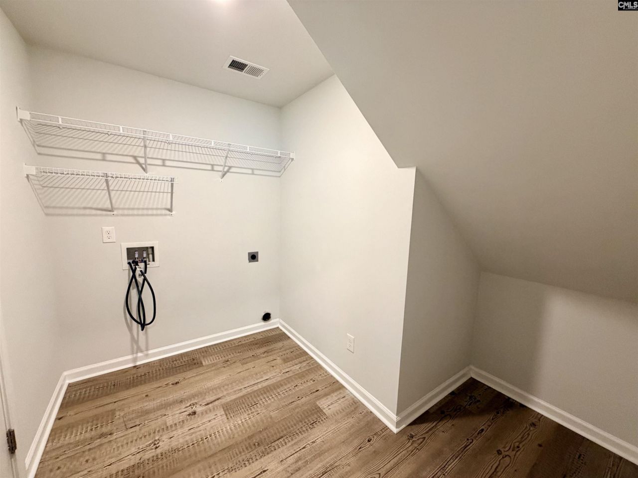 1653 Farshaw Way  Photo 11