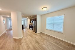 1653 Farshaw Way  photo 4