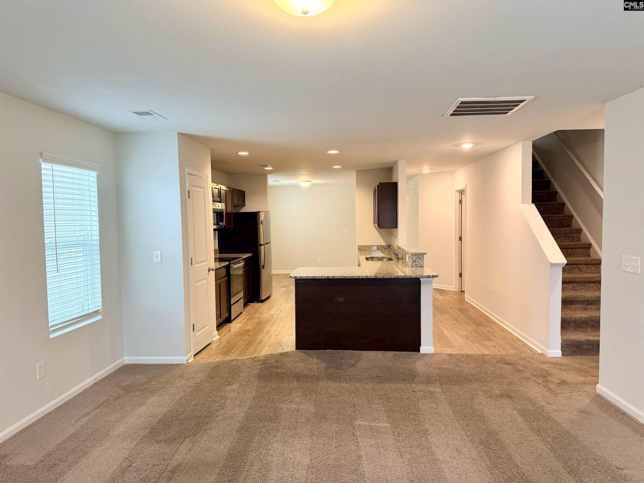 1653 Farshaw Way  Photo 7