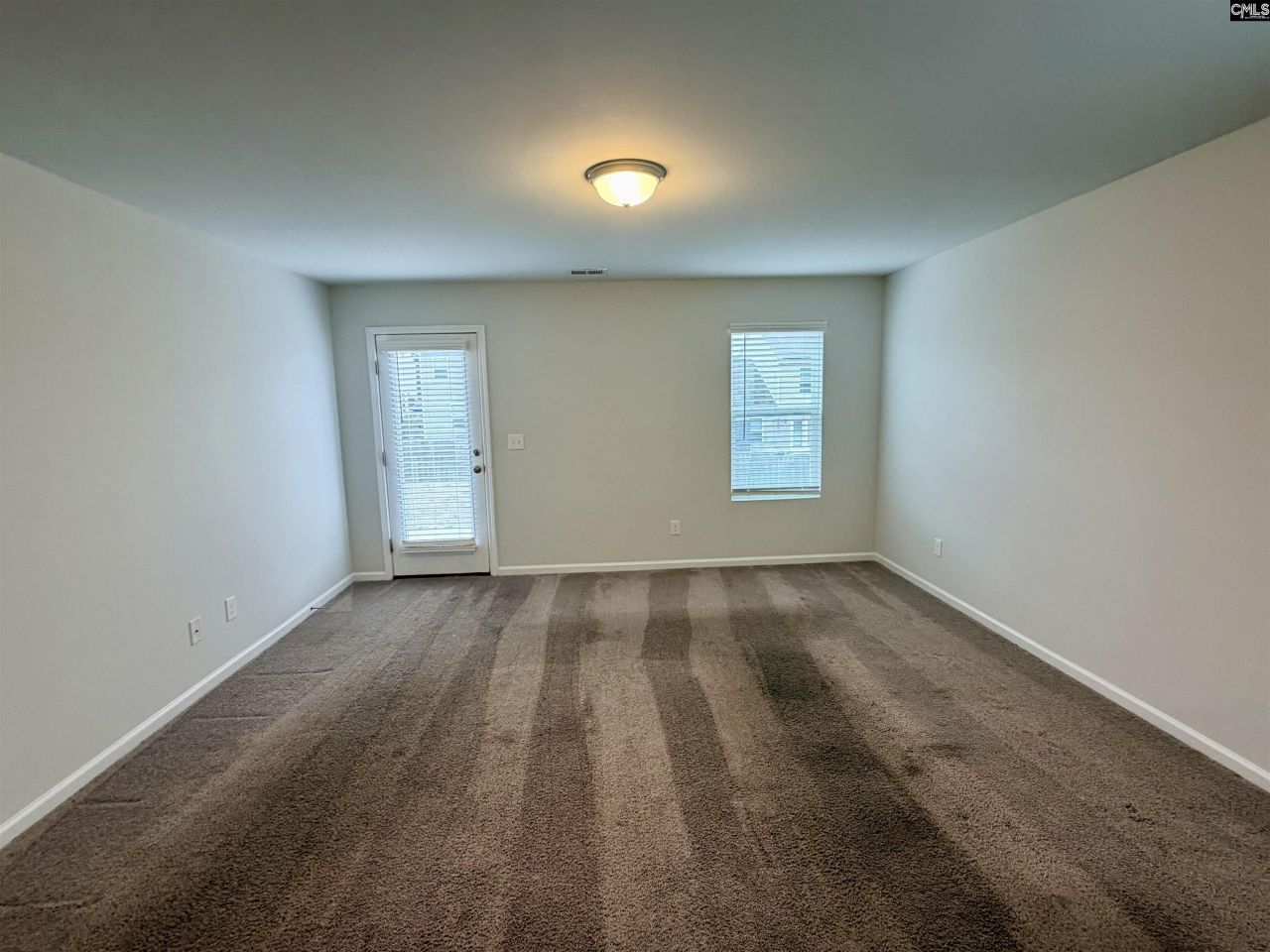 1653 Farshaw Way  Photo 8