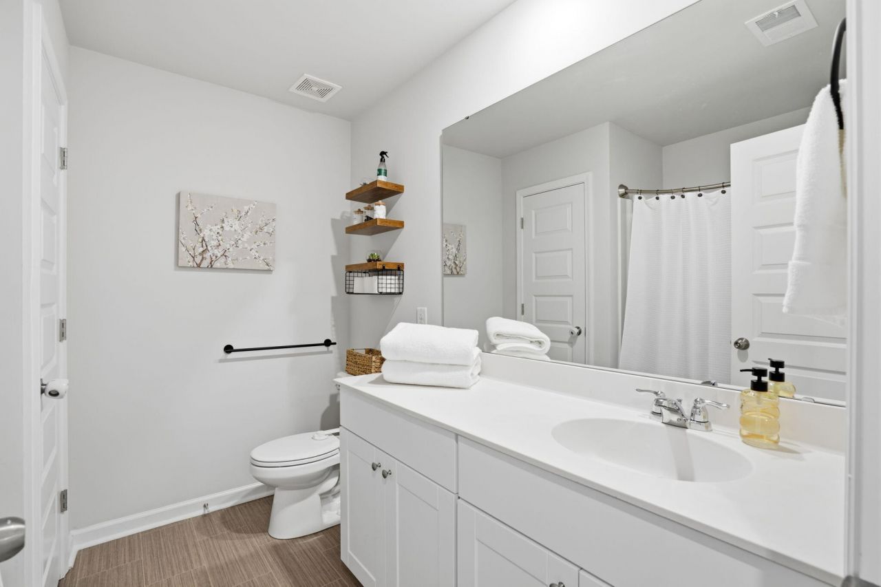 4117 Quincy Adams Lane Photo 17