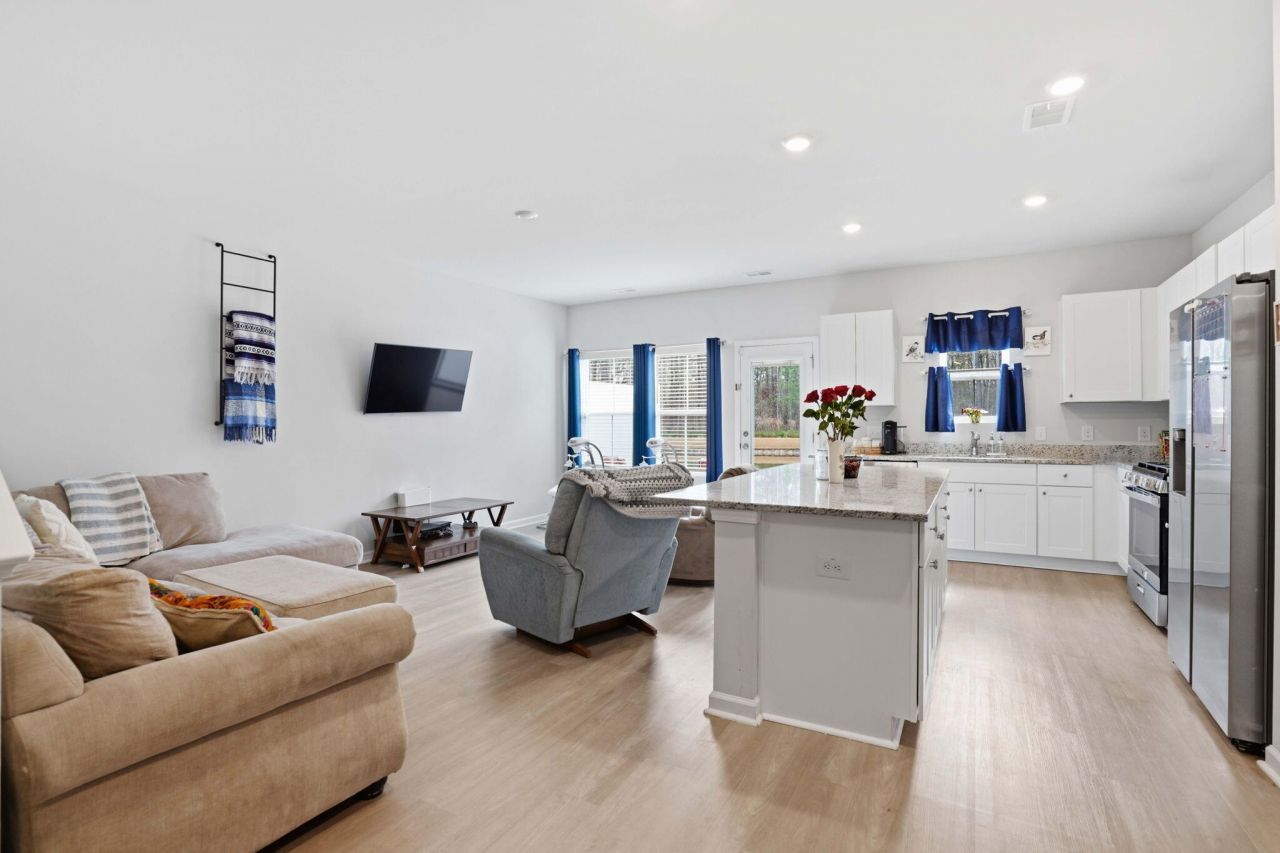 4117 Quincy Adams Lane Photo 4