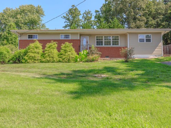 944 Hurtt Road, Chickamauga, GA 30707
