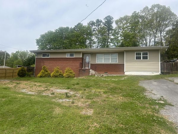 944 Hurtt Road, Chickamauga, GA 30707
