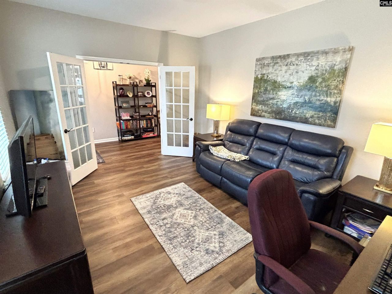 602 Frow Drive  Photo 18