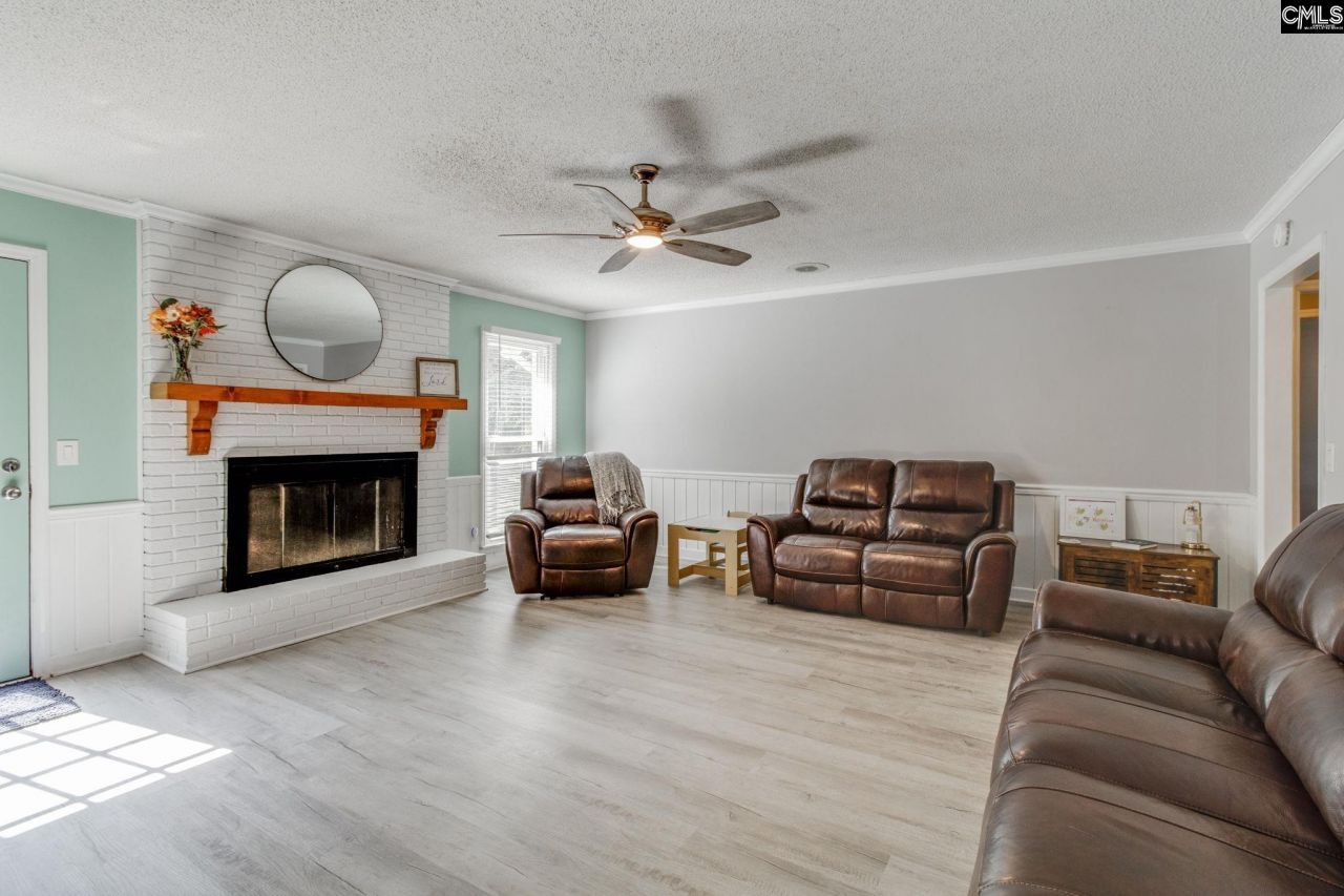 467 Wildwood Lane Photo 10