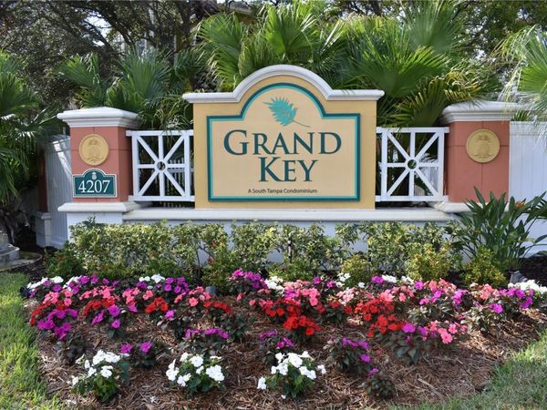 4207 S DALE MABRY HIGHWAY, Unit 12107, TAMPA, FL 33611