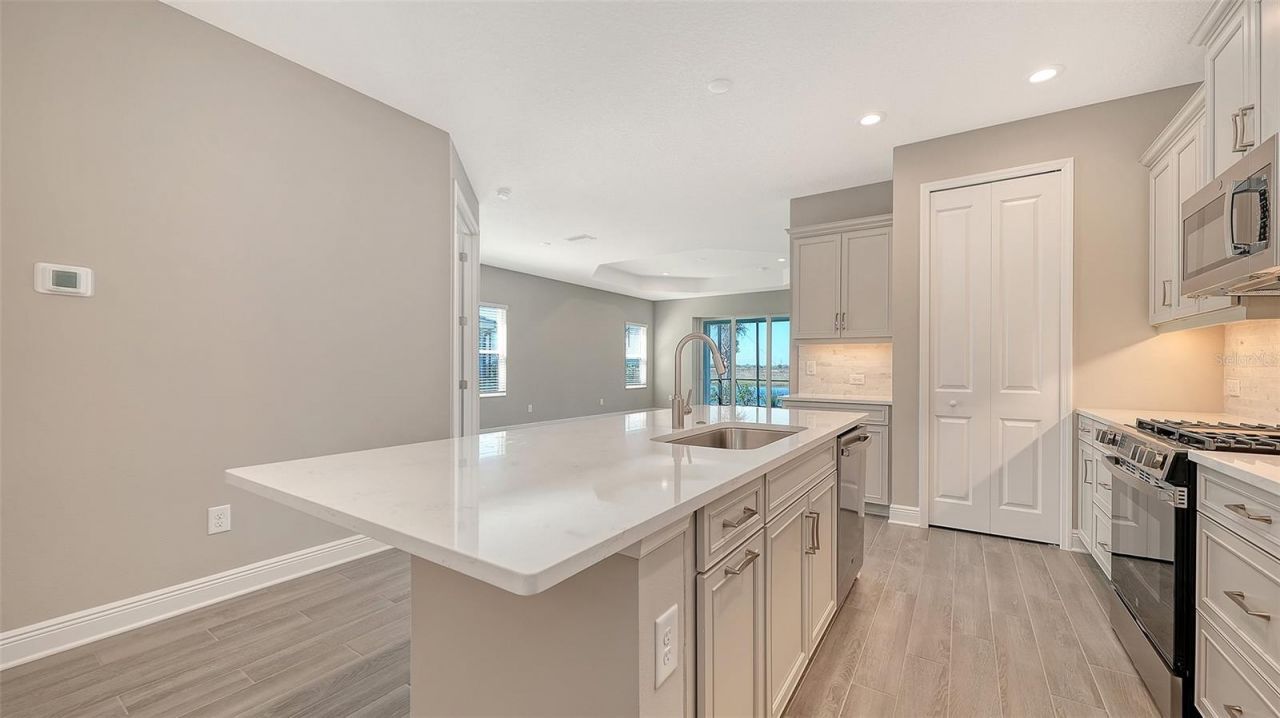 2118 Sylvester Palm Lane, Bradenton, FL 34212 Photo